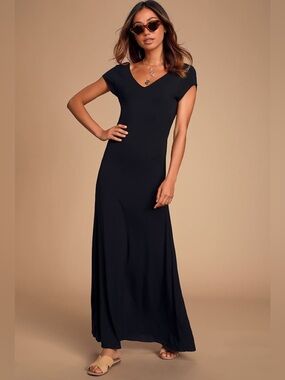 Lulu's Siena Black Short Sleeve Maxi Dress